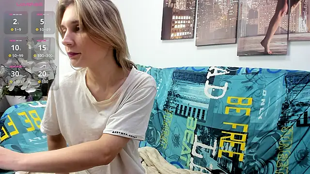 Snapshot of Tenderly_Sophie chatting on 04/12/26, 01:21 Tenderly Sophie online show from 04/12/26, 01:21