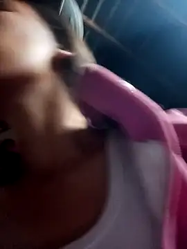 Karin-n online show from 10/30/25, 01:18