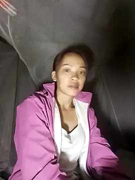 Karin-n online show from 11/06/25, 11:37