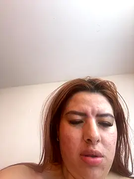 viki 11 online show from 10/29/25, 06:53