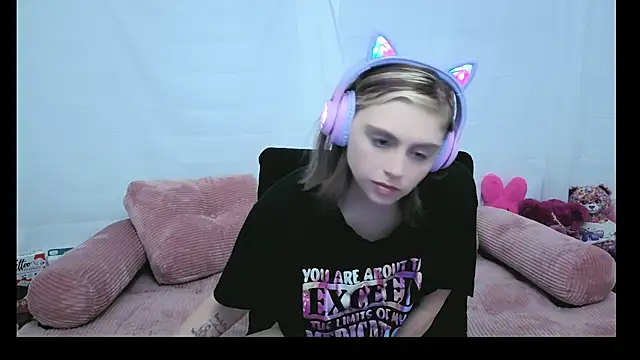 Snapshot of daddysprincess731 chatting on 06/04/26, 11:33 daddysprincess731 online show from 06/04/26, 11:33