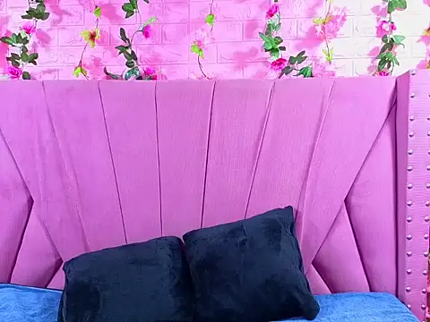 Alyy Brown online show from 11/02/25, 01:52