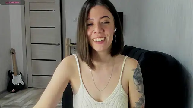 twinkle rosie online show from 11/28/25, 05:10