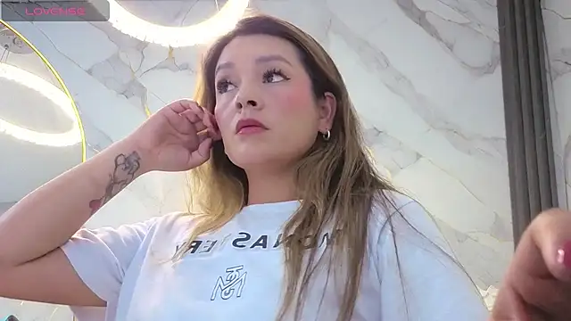 Victoria12 a online show from 10/27/25, 07:29