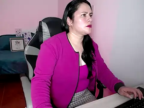 Snapshot of jenny__666 chatting on 10/29/25, 02:36 jenny 666 online show from 10/29/25, 02:36