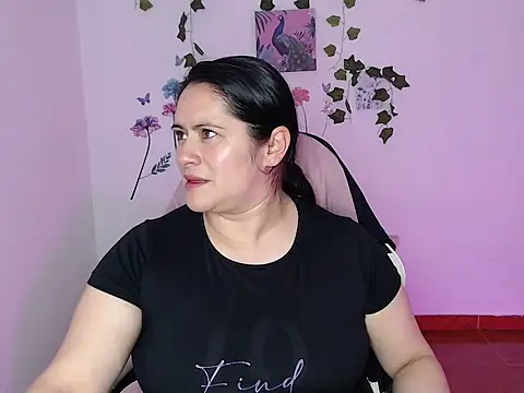 Snapshot of jenny__666 chatting on 11/08/25, 07:56 jenny 666 online show from 11/08/25, 07:56