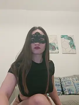 DeepLongHot online show from 12/14/25, 09:52