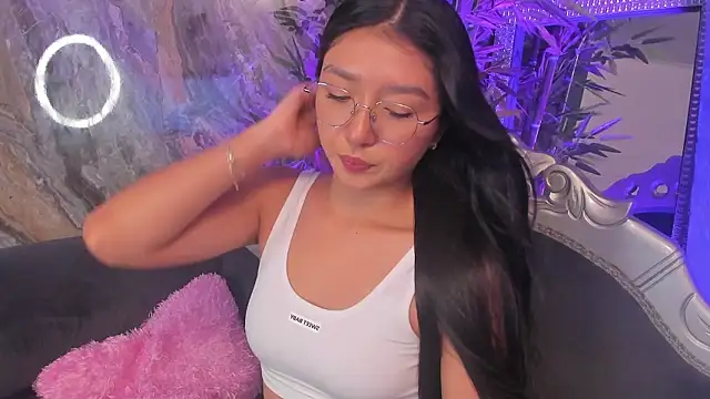 sydney miller  online show from 03/24/26, 11:21