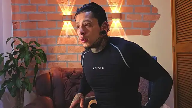 Mike jonness online show from 10/23/25, 01:43