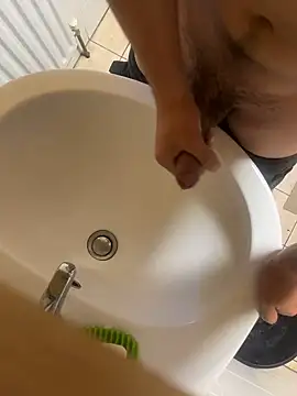 anonymous92live online show from 10/22/25, 09:09