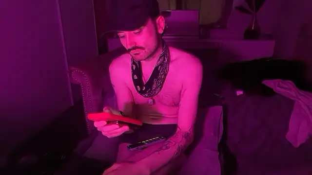 Gander At Xander online show from 10/30/25, 01:34