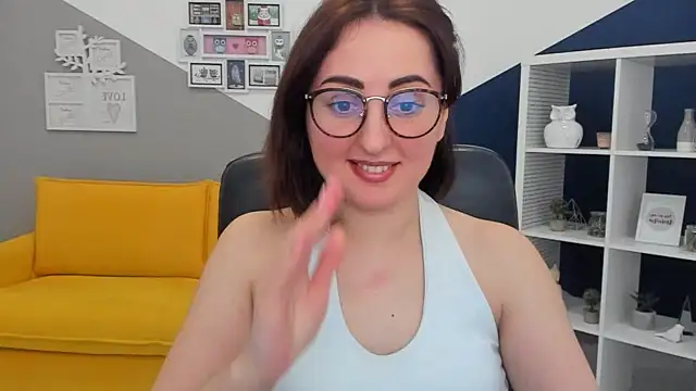 Snapshot of NoraSimons chatting on 03/07/26, 04:15 NoraSimons online show from 03/07/26, 04:15