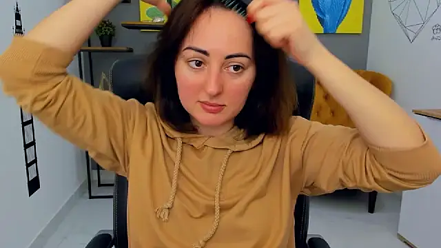 Snapshot of NoraSimons chatting on 03/15/26, 06:41 NoraSimons online show from 03/15/26, 06:41