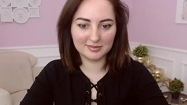 Snapshot of NoraSimons chatting on 03/25/26, 06:30 NoraSimons online show from 03/25/26, 06:30