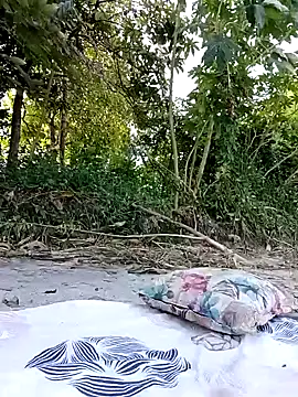 Snapshot of tattyHot95 chatting on 11/16/25, 01:49 tattyHot95 online show from 11/16/25, 01:49