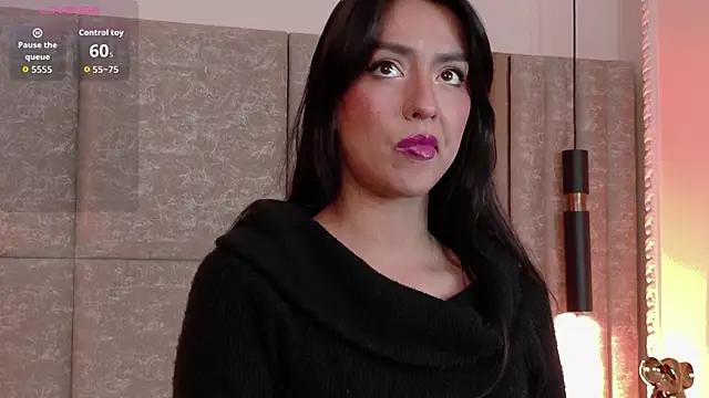 Snapshot of Penelope-Cross chatting on 11/28/25, 01:47 Penelope-Cross online show from 11/28/25, 01:47