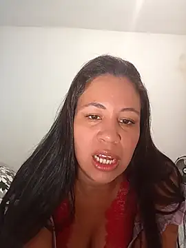 LeilaTaylor online show from 10/25/25, 03:29