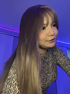 Snapshot of darkkuro_0 chatting on 10/22/25, 05:41 darkkuro 0 online show from 10/22/25, 05:41