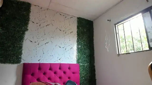 Snapshot of emily_stars1 chatting on 01/16/26, 08:57 emily stars1 online show from 01/16/26, 08:57