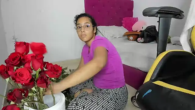 Snapshot of emily_stars1 chatting on 03/12/26, 11:11 emily stars1 online show from 03/12/26, 11:11