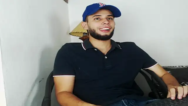 Snapshot of Maxcole_07 chatting on 11/02/25, 08:44 Maxcole 07 online show from 11/02/25, 08:44