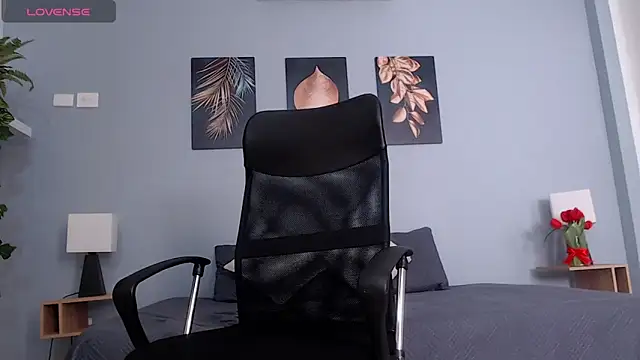AngelDesire  online show from 10/24/25, 08:05