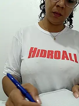 Snapshot of Bruninhadeusa chatting on 03/20/26, 01:16 Bruninhadeusa online show from 03/20/26, 01:16