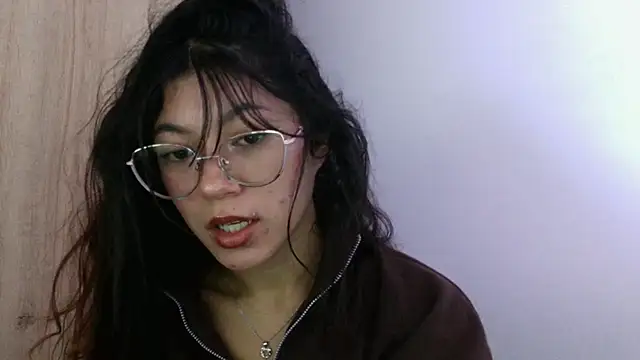 Snapshot of LissyM chatting on 05/11/26, 04:15 LissyM online show from 05/11/26, 04:15
