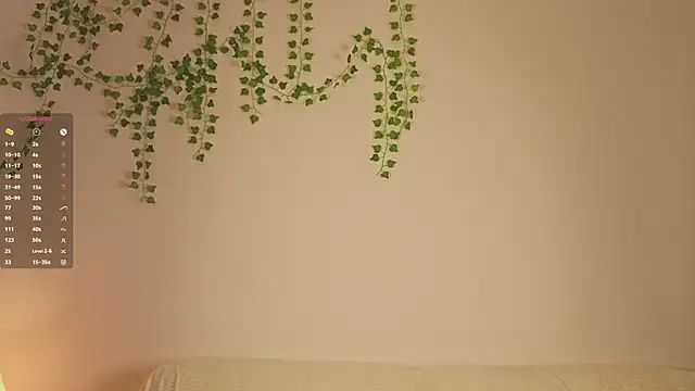 KissyCloud online show from 11/15/25, 08:22