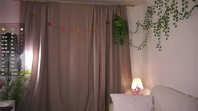 KissyCloud online show from 11/30/25, 09:35