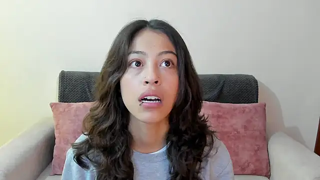 emily jonessxx online show from 12/05/25, 01:31