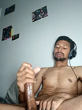 BigPrettyDick777 online show from 02/11/26, 07:02