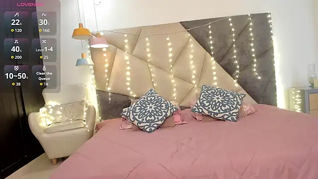 EmmaCarther online show from 11/07/25, 06:08