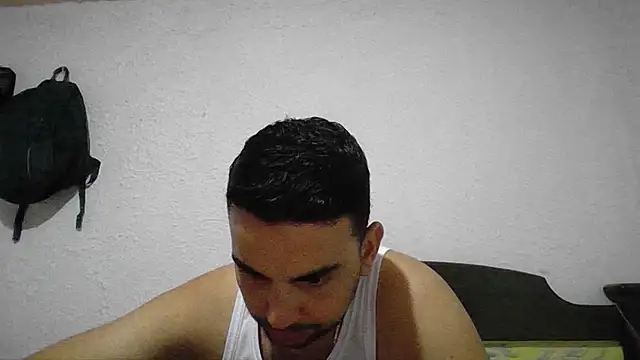 Snapshot of axel_jhones_ chatting on 11/14/25, 01:59 axel jhones online show from 11/14/25, 01:59