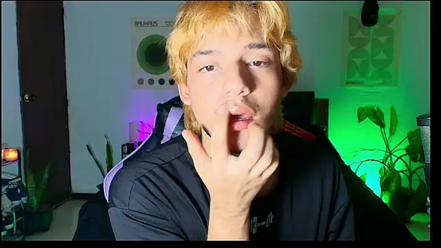 Habel  moretti online show from 02/21/26, 07:37