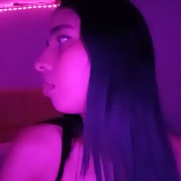 Naomi-angel online show from 10/22/25, 01:22