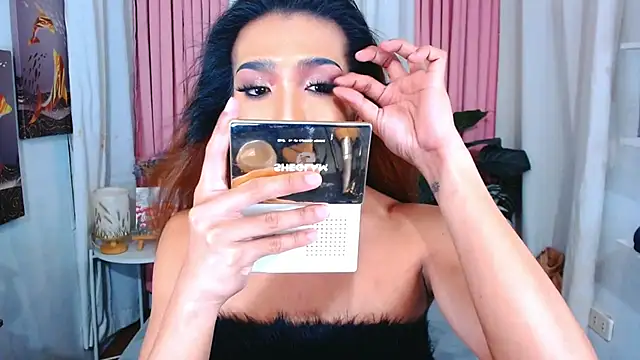 Snapshot of DianaFierce chatting on 11/20/25, 01:55 DianaFierce online show from 11/20/25, 01:55