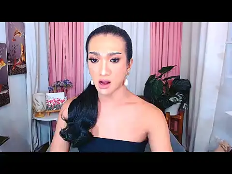 Snapshot of DianaFierce chatting on 11/24/25, 06:18 DianaFierce online show from 11/24/25, 06:18