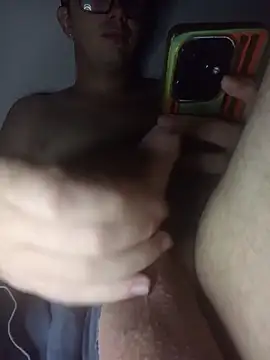 Snapshot of ErectorMen chatting on 02/02/26, 06:01 ErectorMen online show from 02/02/26, 06:01