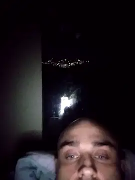 Snapshot of BulbasaurIsmettv chatting on 01/11/26, 01:32 BulbasaurIsmettv online show from 01/11/26, 01:32