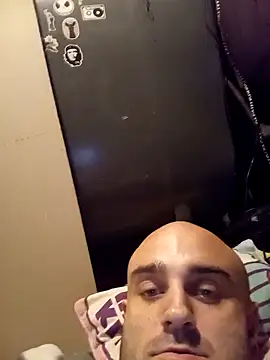 Snapshot of BulbasaurIsmettv chatting on 01/15/26, 04:22 BulbasaurIsmettv online show from 01/15/26, 04:22