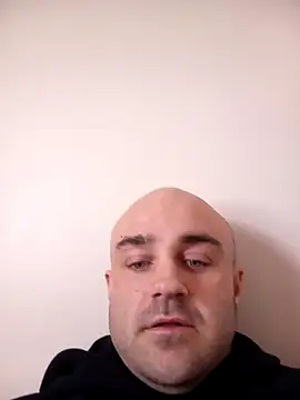 Snapshot of BulbasaurIsmettv chatting on 02/09/26, 06:12 BulbasaurIsmettv online show from 02/09/26, 06:12