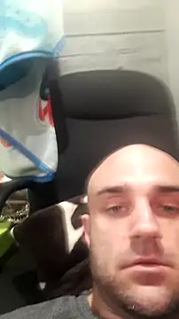 Snapshot of BulbasaurIsmettv chatting on 03/04/26, 02:17 BulbasaurIsmettv online show from 03/04/26, 02:17