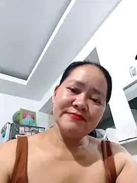 Crazy little thin4uxx online show from 10/22/25, 09:58