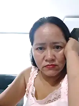 Crazy little thin4uxx online show from 10/27/25, 09:19