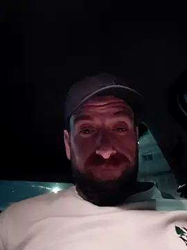 Snapshot of ylansoso chatting on 10/24/25, 04:03 ylansoso online show from 10/24/25, 04:03