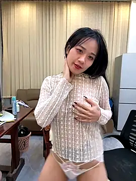 vivi-tara online show from 12/14/25, 02:00