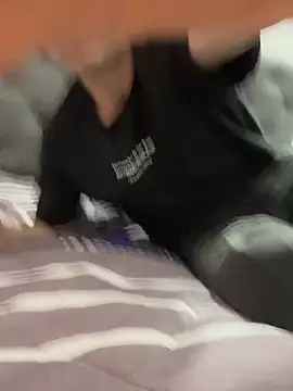 Yeison 8012 online show from 03/10/26, 04:06