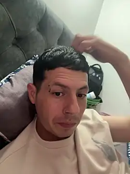 Yeison 8012 online show from 03/18/26, 09:56