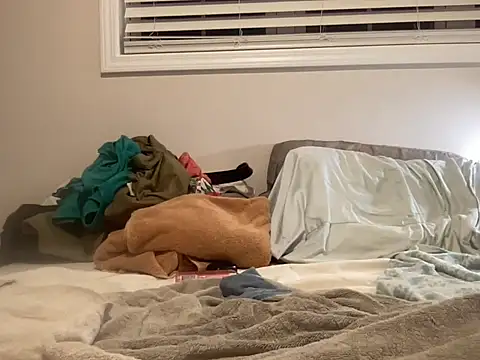 andrenoma427 online show from 10/22/25, 09:42